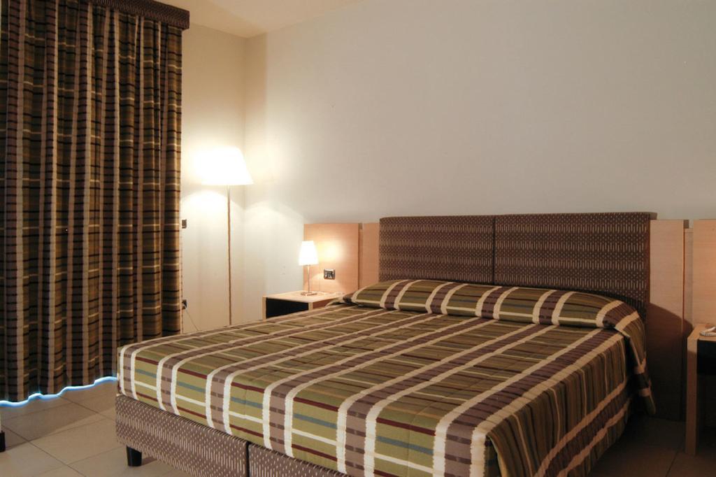 Hotel Santo Stefano Пьеве-Санто-Стефано Номер фото